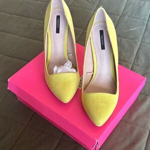 Forever 21 Bright Yellow Pointed Toe Heels